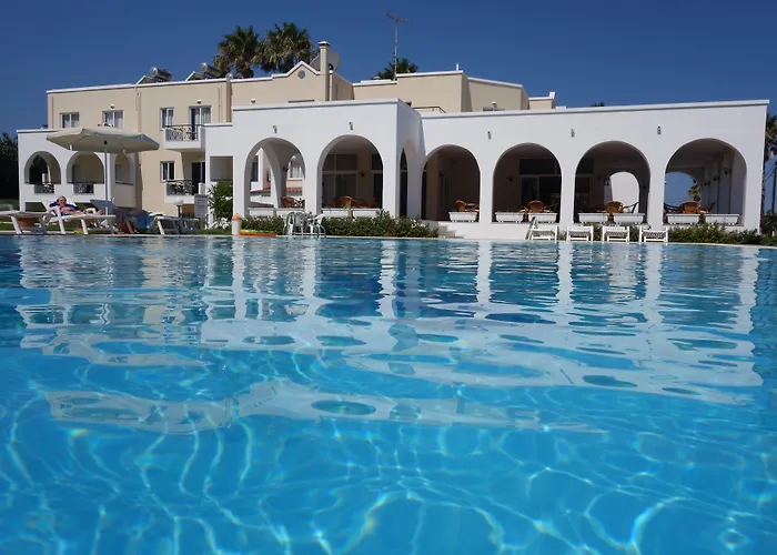 Hotel Andromeda 3*