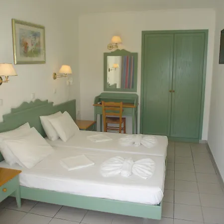 فندق Andromeda بساليدي