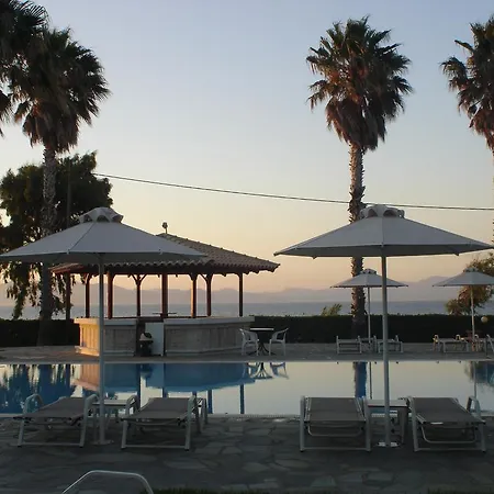 فندق Andromeda بساليدي